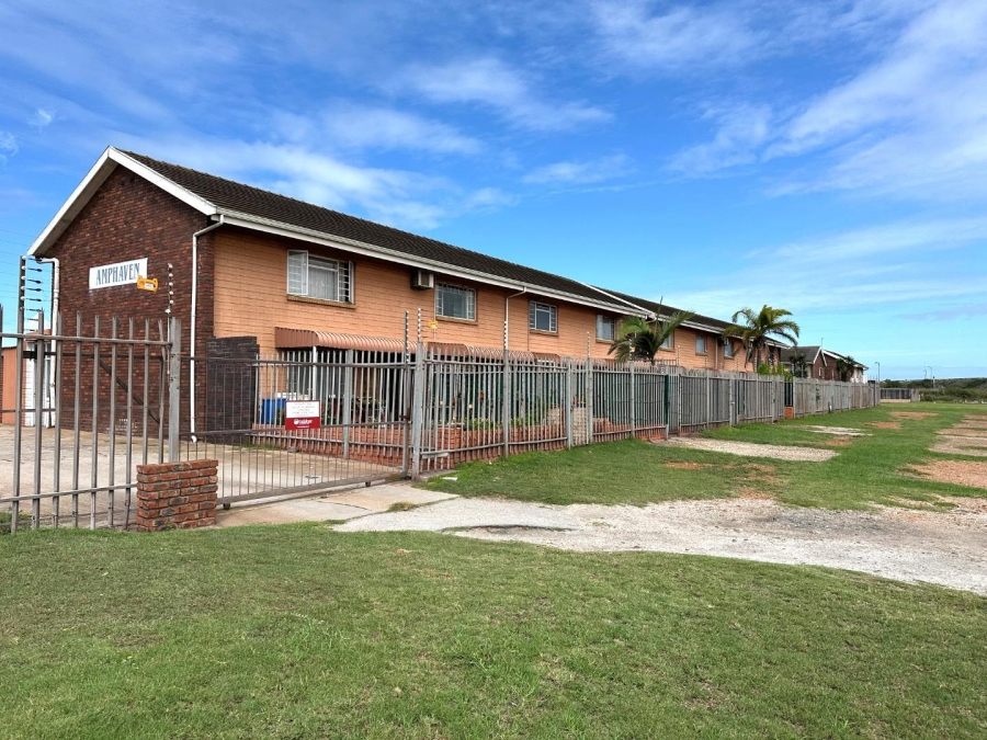 3 Bedroom Property for Sale in Swartkops Eastern Cape